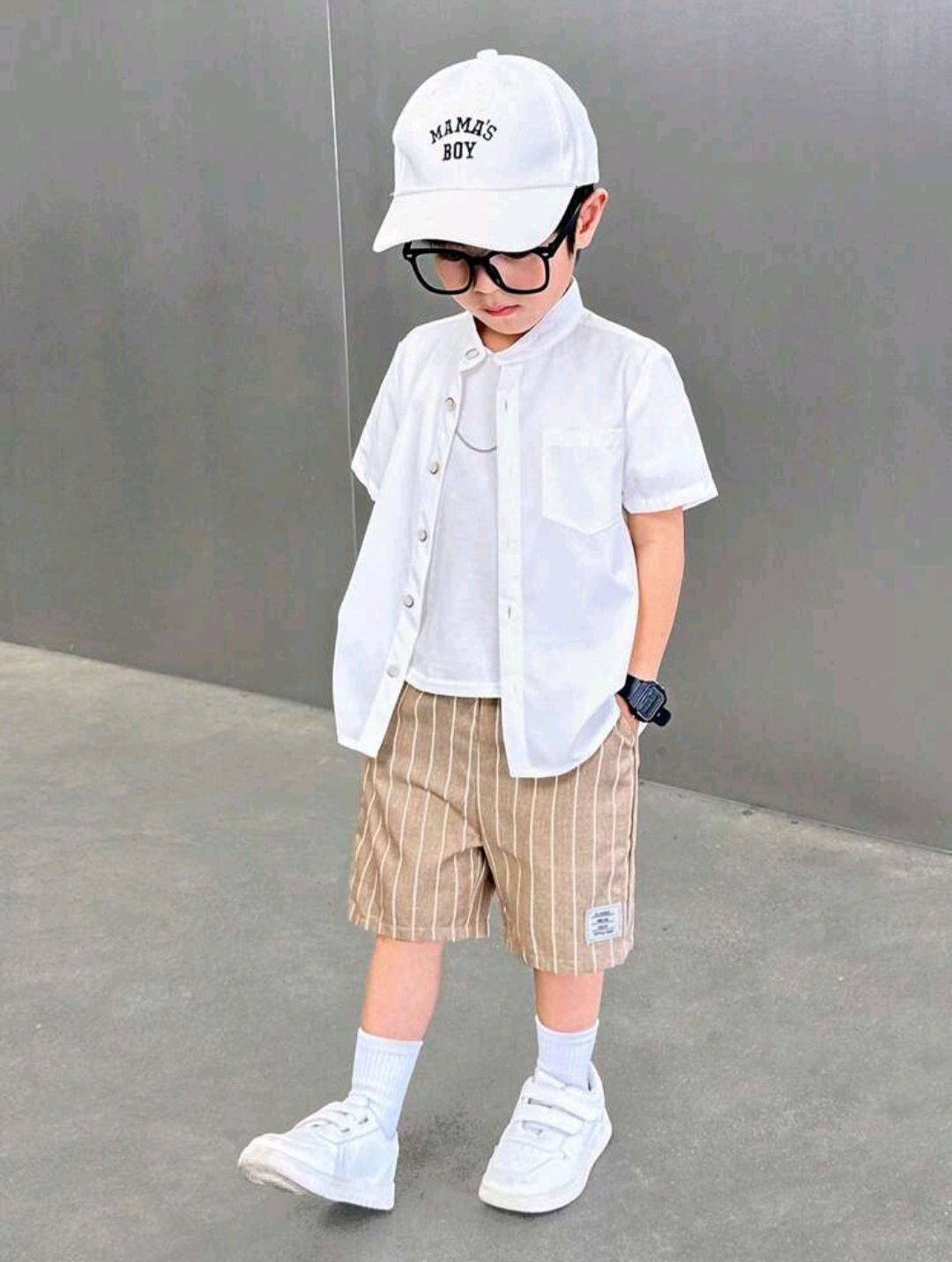 Young Boy Patched Pocket Shirt & Vertical Striped Drawstring Waist Shorts